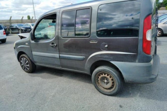 Porte de coffre droit FIAT DOBLO 1