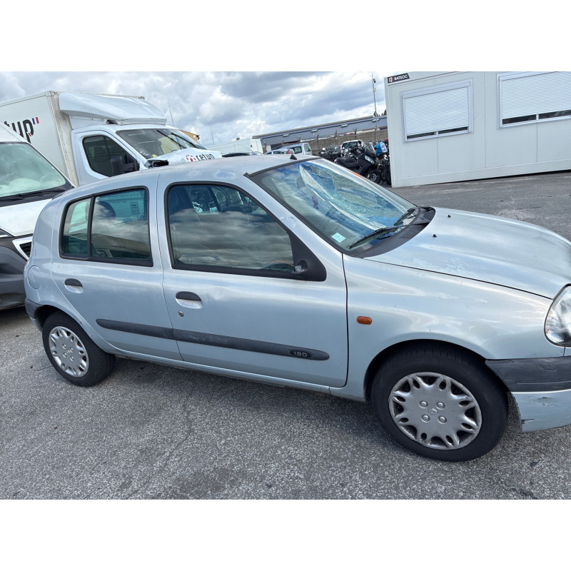 Poignee porte arriere gauche RENAULT CLIO 2 Photo n°7