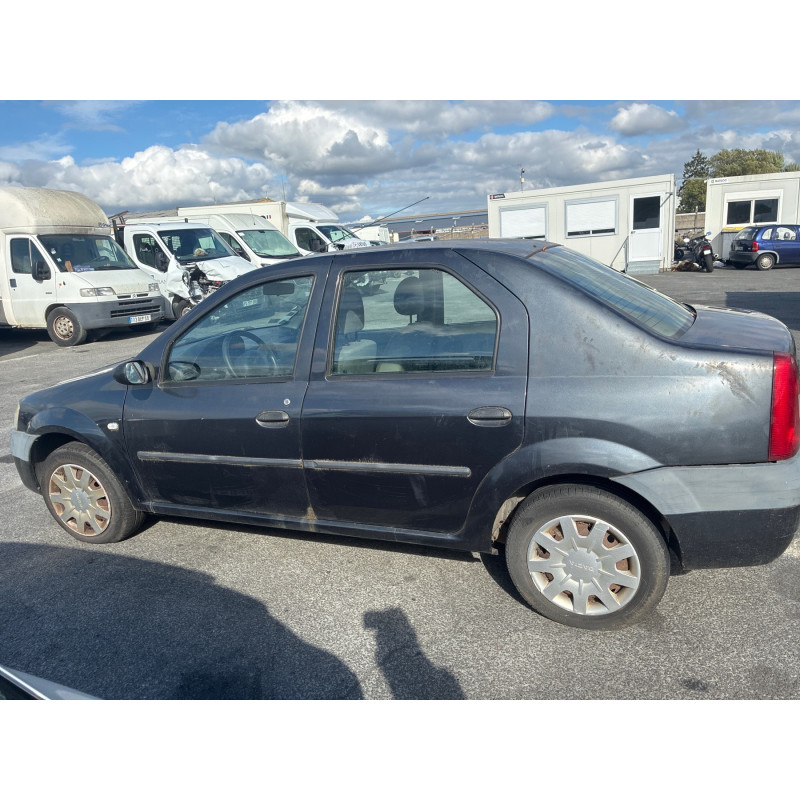 Pare boue avant droit DACIA LOGAN 1 Photo n°7