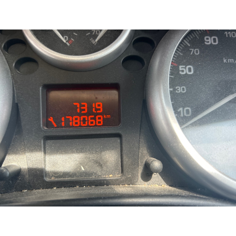 Boitier servitude moteur (BSM) PEUGEOT 207 Photo n°17