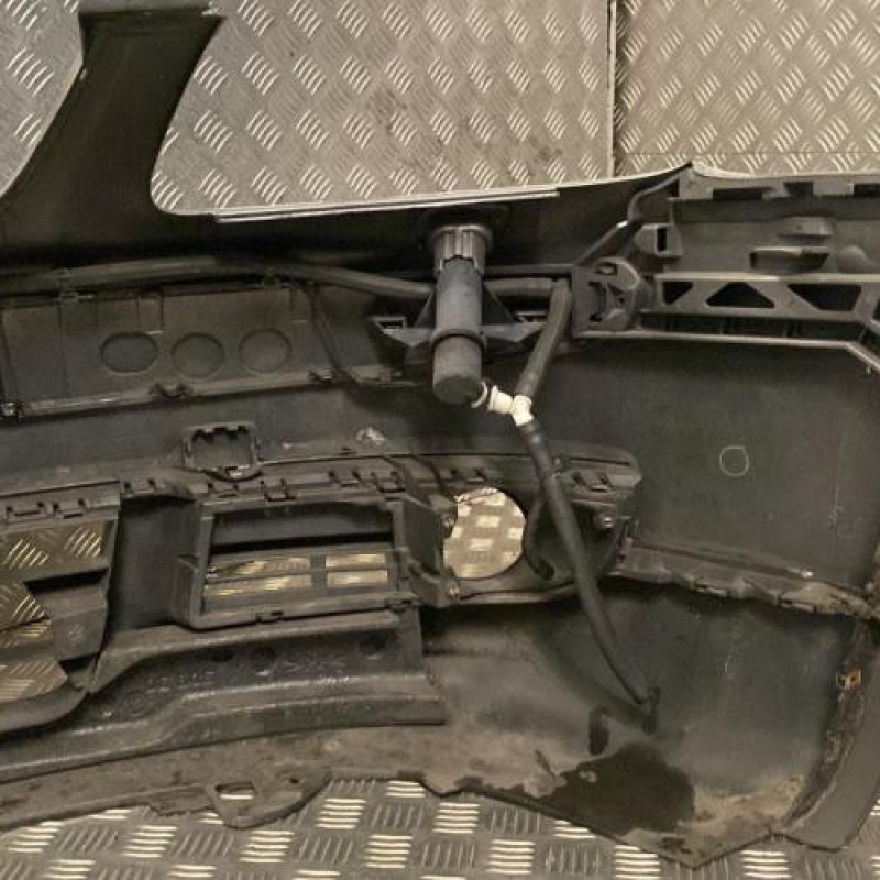 Pare choc avant VOLKSWAGEN TOURAN 1 Photo n°7