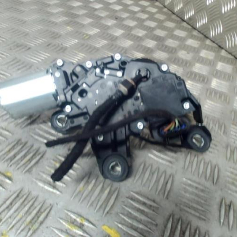 Moteur essuie glace arriere VOLKSWAGEN TOURAN 1 Photo n°2