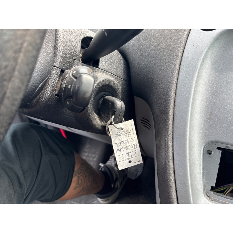 Pompe à carburant CITROEN XSARA PICASSO Photo n°18