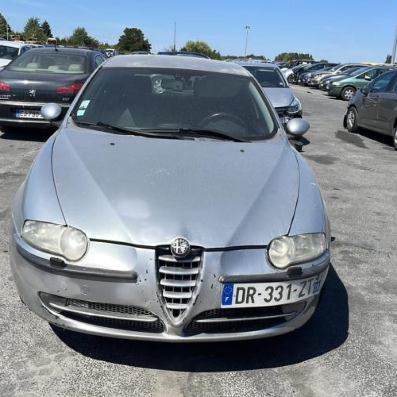 Feu arriere secondaire gauche (feux) ALFA ROMEO 147 Photo n°3