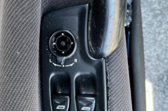 Feu arriere secondaire gauche (feux) ALFA ROMEO 147