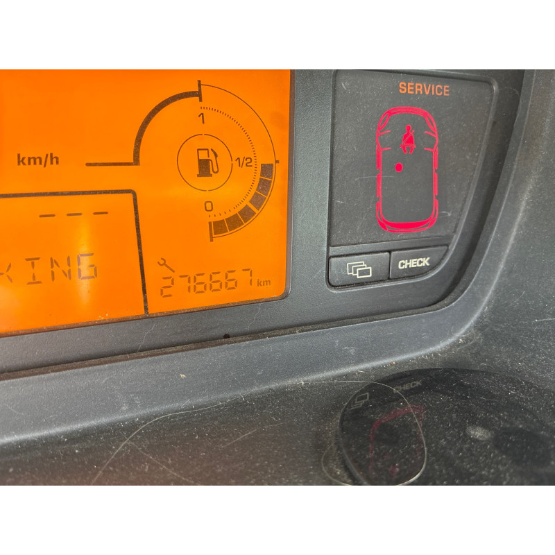 Anti brouillard arriere gauche CITROEN C4 GRAND PICASSO 1 Photo n°18
