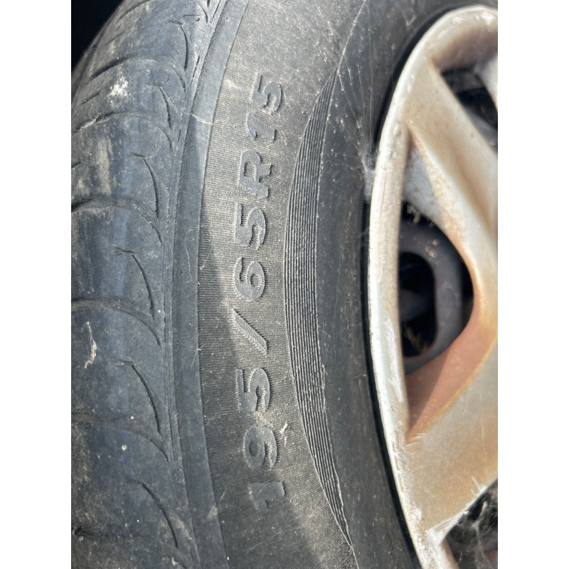 Pare boue avant gauche PEUGEOT 308 1 SW Photo n°12