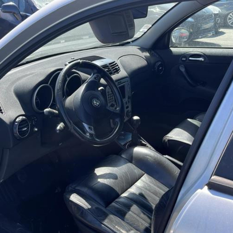 Leve vitre electrique avant droit ALFA ROMEO 147 Photo n°9