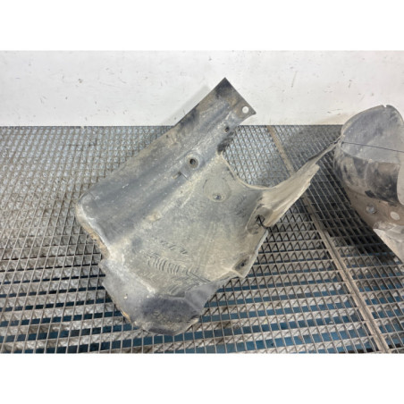 Pare boue avant droit RENAULT CLIO 3