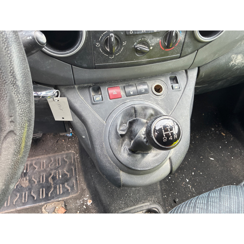 Custode avant droit (porte) PEUGEOT PARTNER 2 Photo n°18