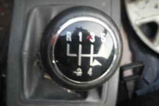 Pretensionneur de ceinture avant droit VOLKSWAGEN POLO 4