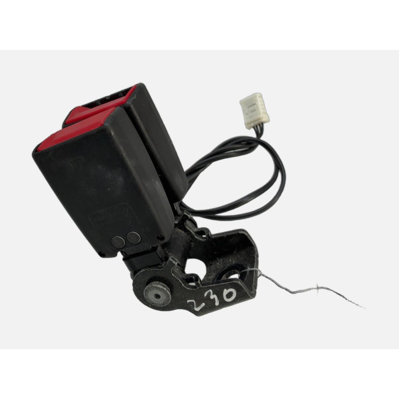 Attache ceinture arriere droit PEUGEOT 308 2 Photo n°1