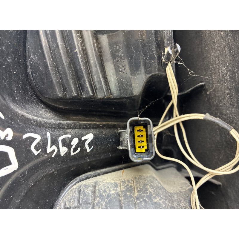 Feu arriere principal droit (feux) CITROEN C3 PICASSO Photo n°7