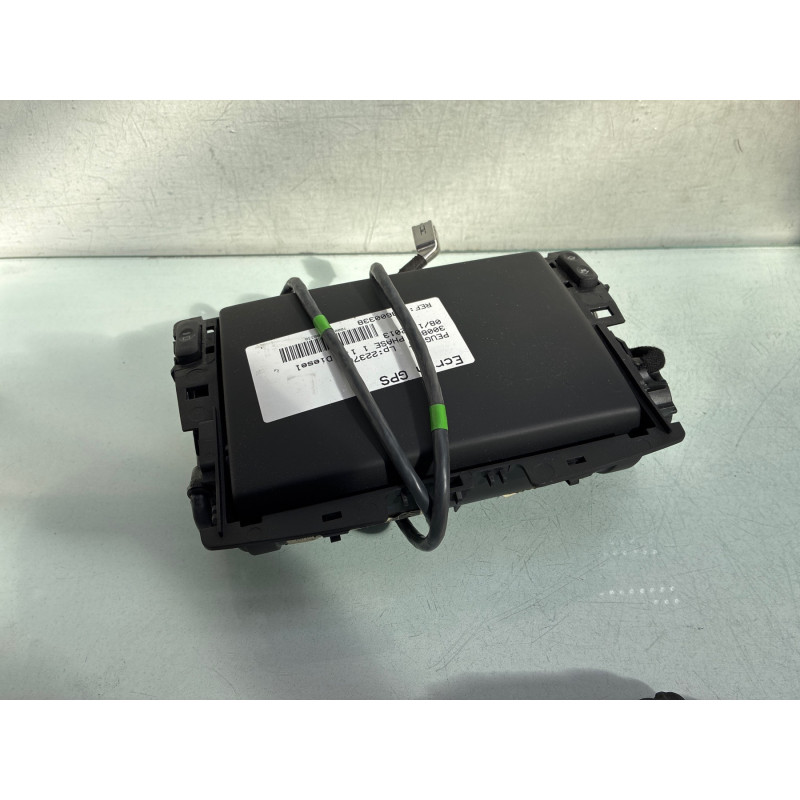 Ecran GPS PEUGEOT 3008 1 Photo n°1