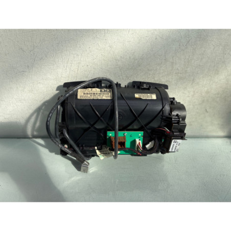 Ecran GPS PEUGEOT 3008 1