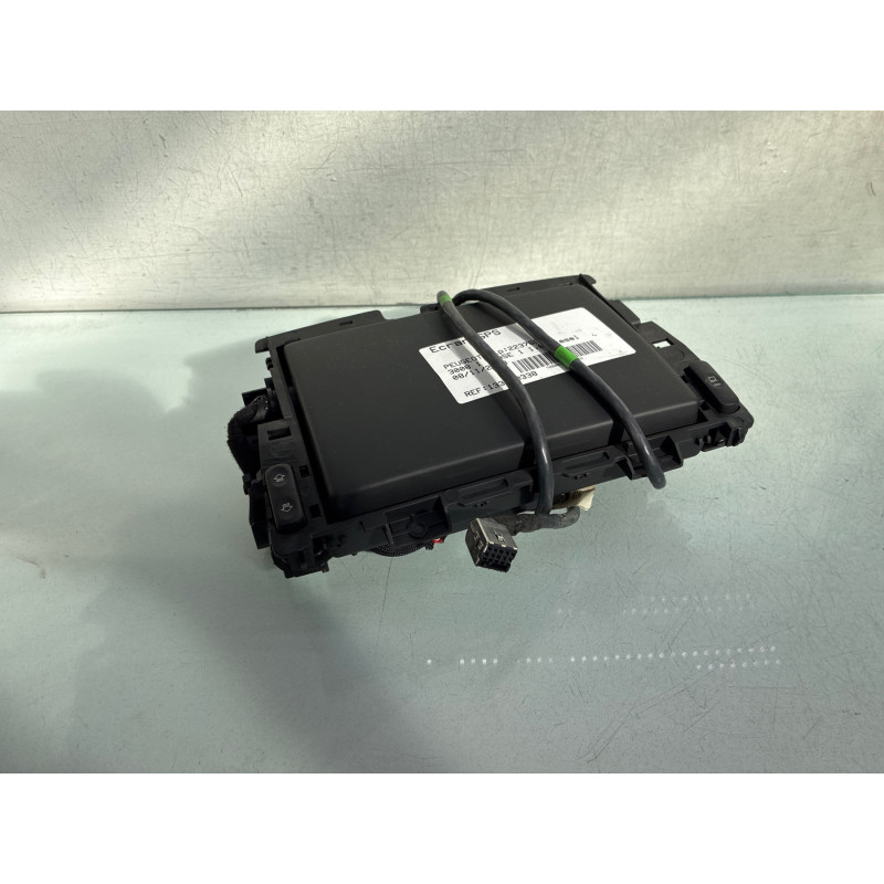 Ecran GPS PEUGEOT 3008 1 Photo n°4