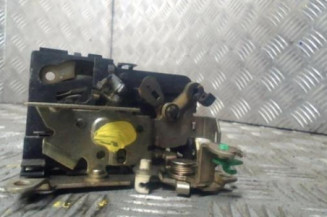 Serrure avant droit RENAULT MASTER 2