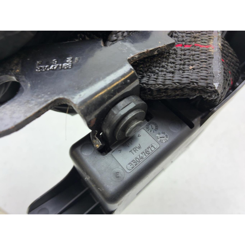 Attache ceinture arriere droit RENAULT CLIO 3 Photo n°5