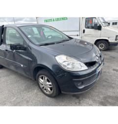 Attache ceinture arriere droit RENAULT CLIO 3