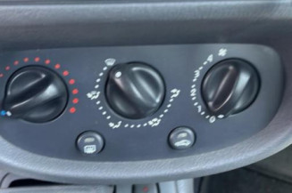 Fermeture de capot RENAULT CLIO 2