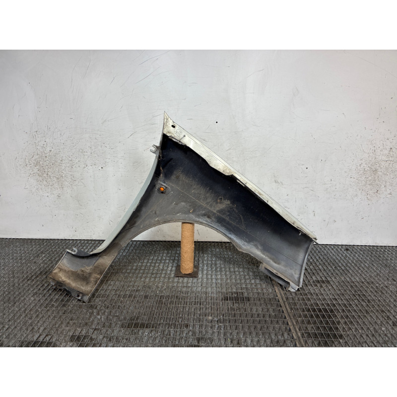 Aile avant gauche RENAULT CLIO 2 Photo n°4