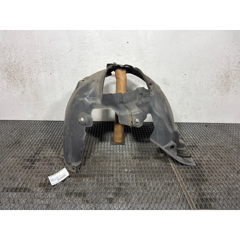 Pare boue avant droit RENAULT MEGANE 3 Photo n°2