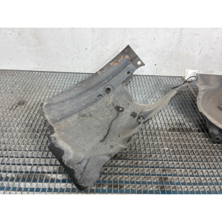 Pare boue avant droit RENAULT CLIO 3