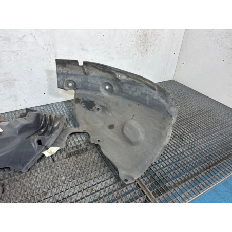 Pare boue avant droit RENAULT MEGANE 3