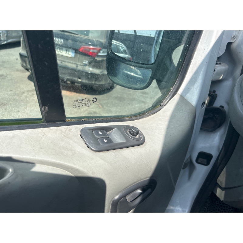 Commodo phare OPEL VIVARO 1 Photo n°17