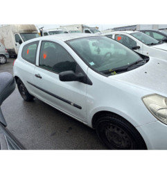 Pare boue avant droit RENAULT CLIO 3
