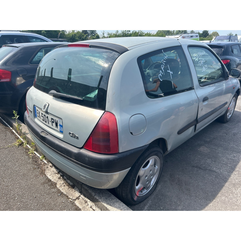 Aile avant droit RENAULT CLIO 2 Photo n°14