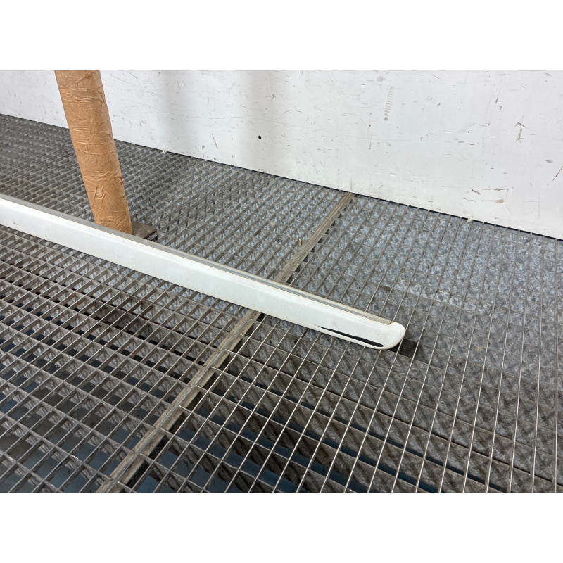 Baguette de porte avant droite PEUGEOT 207 Photo n°4