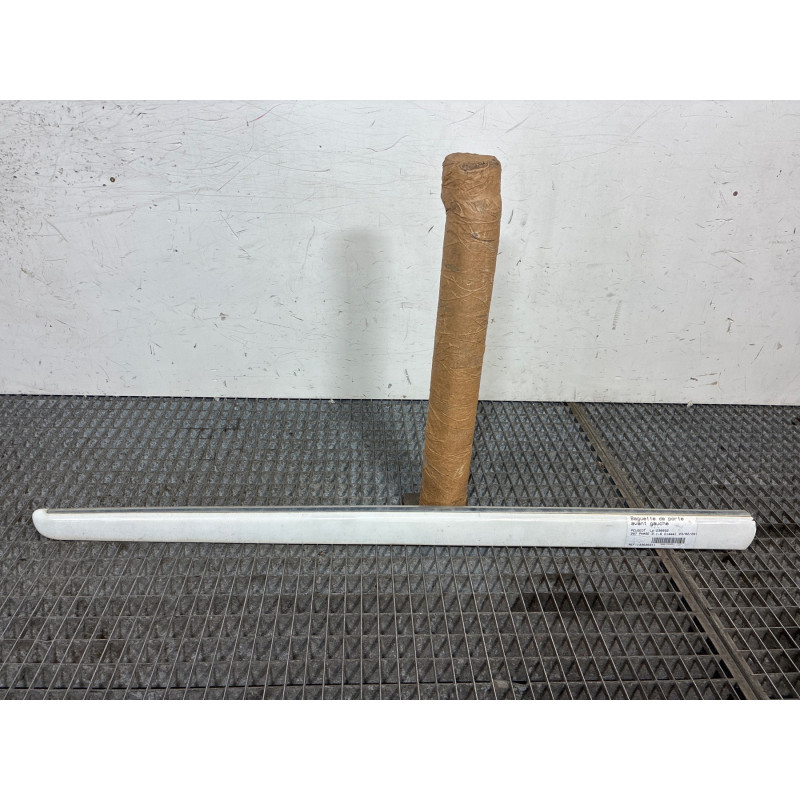 Baguette de porte avant gauche PEUGEOT 207 Photo n°4