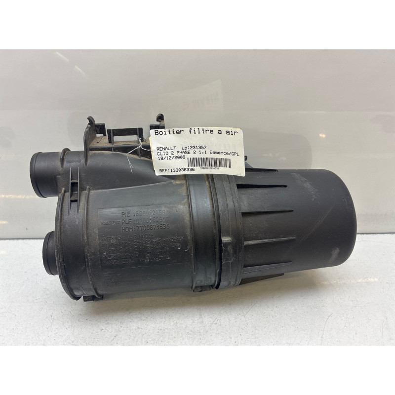 Boitier filtre a air RENAULT CLIO 2 Photo n°4