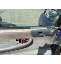 Leve vitre electrique avant droit PEUGEOT 806