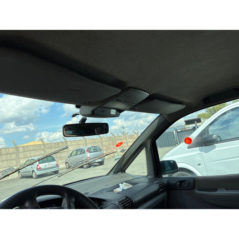 Leve vitre electrique avant gauche PEUGEOT 806 Photo n°20