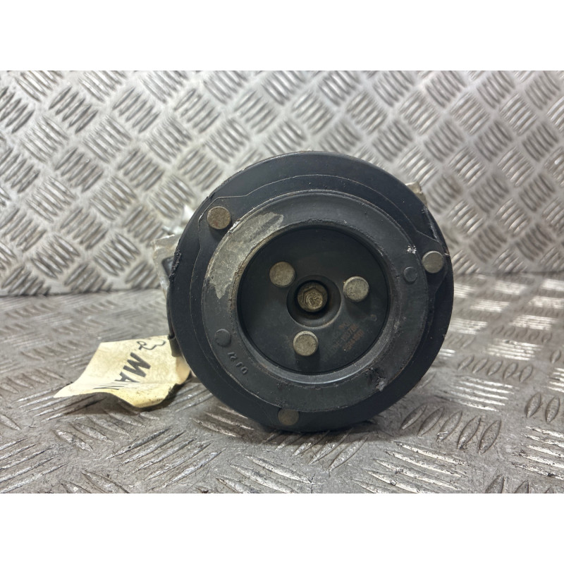 Compresseur clim FORD KUGA 2 Photo n°3