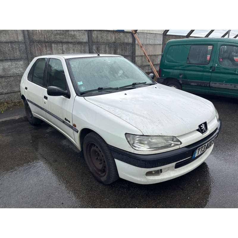 Moteur essuie glace avant PEUGEOT 306 Photo n°8