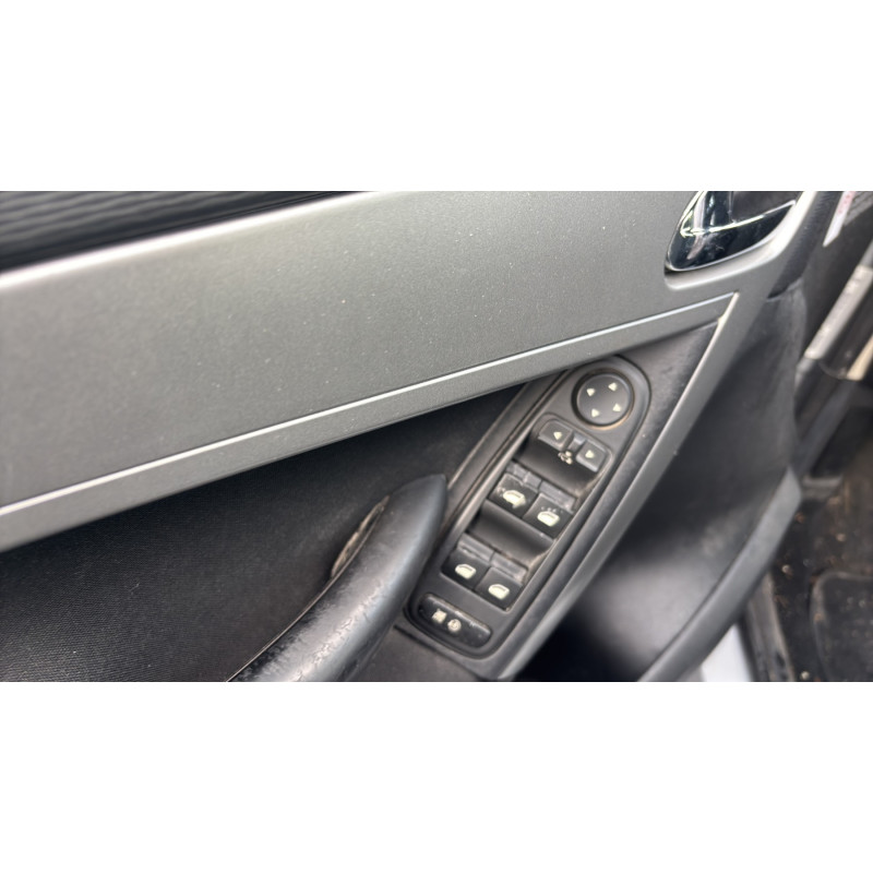 Serrure arriere gauche CITROEN C4 PICASSO 1 Photo n°17