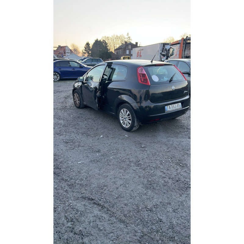 Vase de lave glace FIAT GRANDE PUNTO Photo n°8