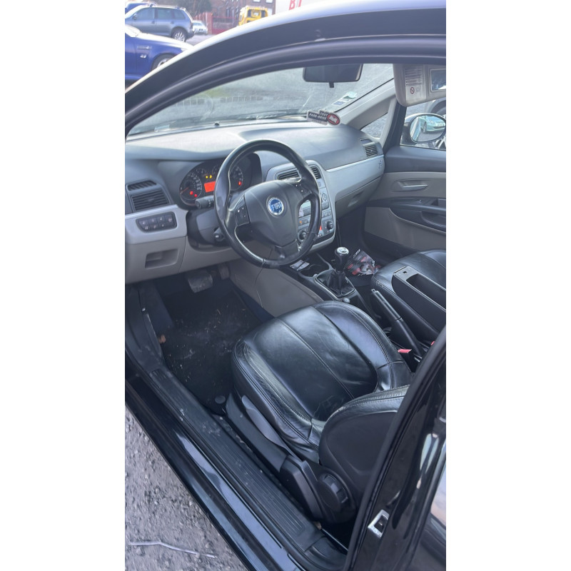 Vase de lave glace FIAT GRANDE PUNTO Photo n°9