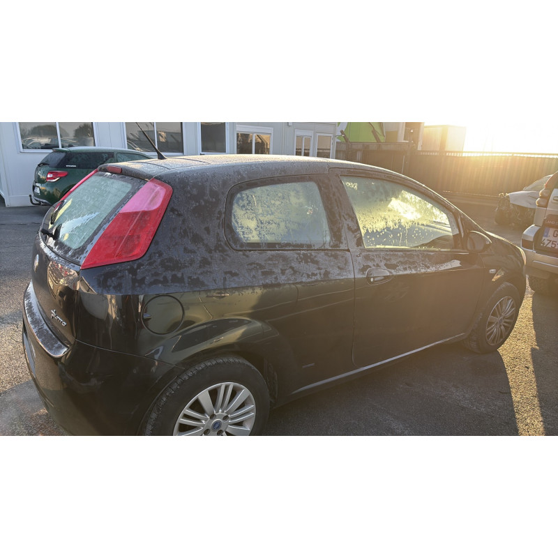 Vase de lave glace FIAT GRANDE PUNTO Photo n°18