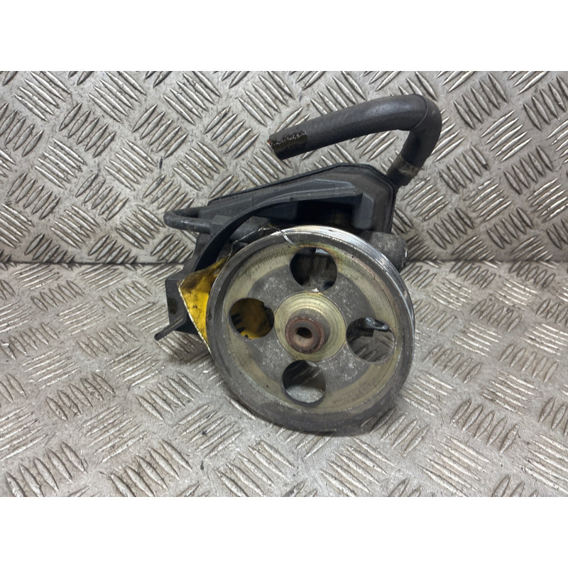 Pompe de direction CITROEN XSARA PICASSO Photo n°3