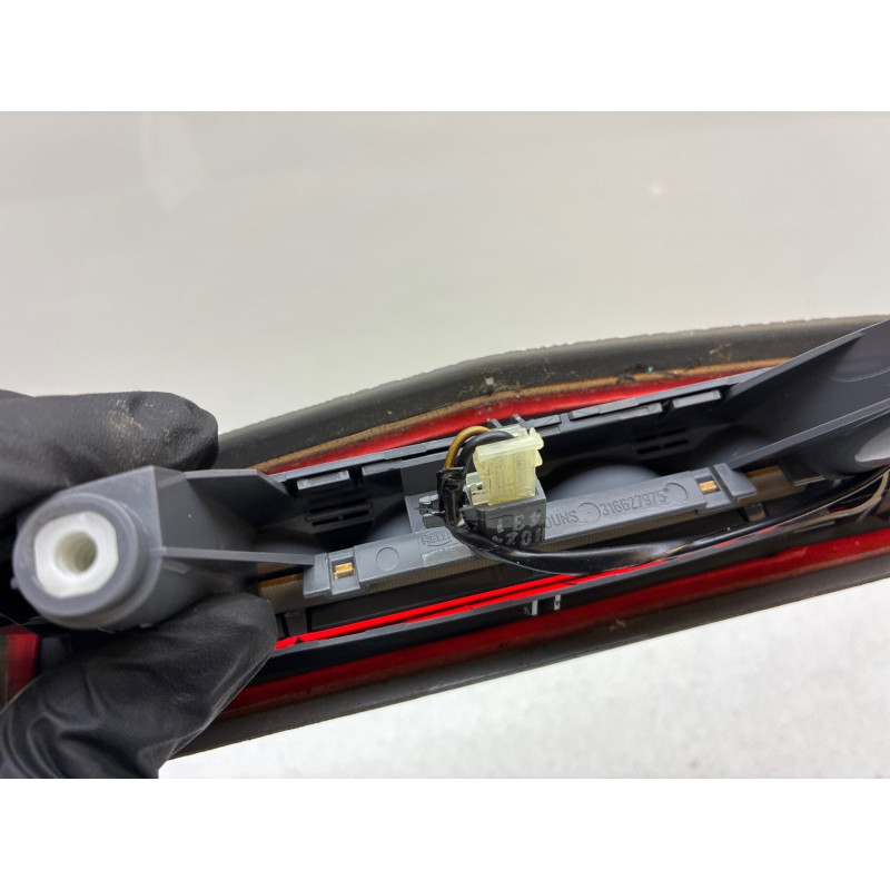 Feu arriere stop central OPEL CORSA D Photo n°5