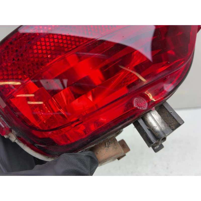 Anti brouillard arriere gauche RENAULT CAPTUR 1 Photo n°5