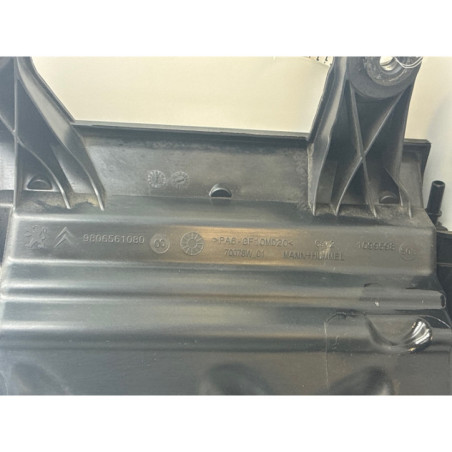Boitier filtre a air CITROEN C4 CACTUS Photo n°1