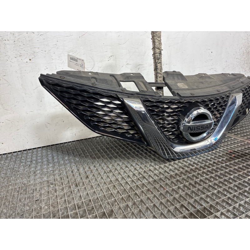 Calandre NISSAN QASHQAI 2 Photo n°4