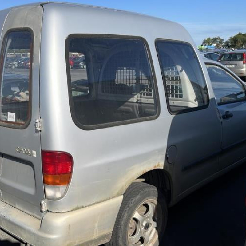 Feu arriere principal droit (feux) VOLKSWAGEN CADDY 2 Photo n°6