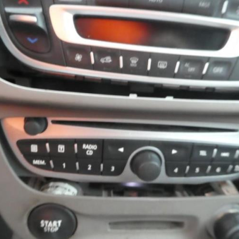 Bras essuie glace arriere RENAULT MEGANE 3 Photo n°10