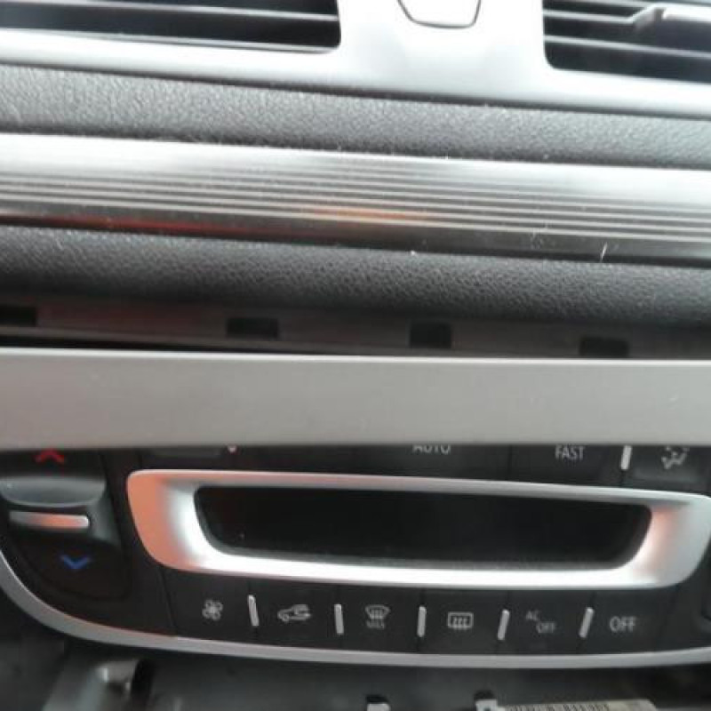 Bras essuie glace arriere RENAULT MEGANE 3 Photo n°11